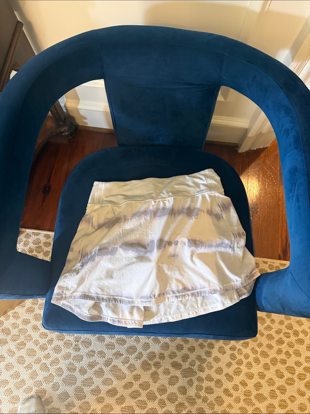 lululemon athletica light gray tie-dye skort